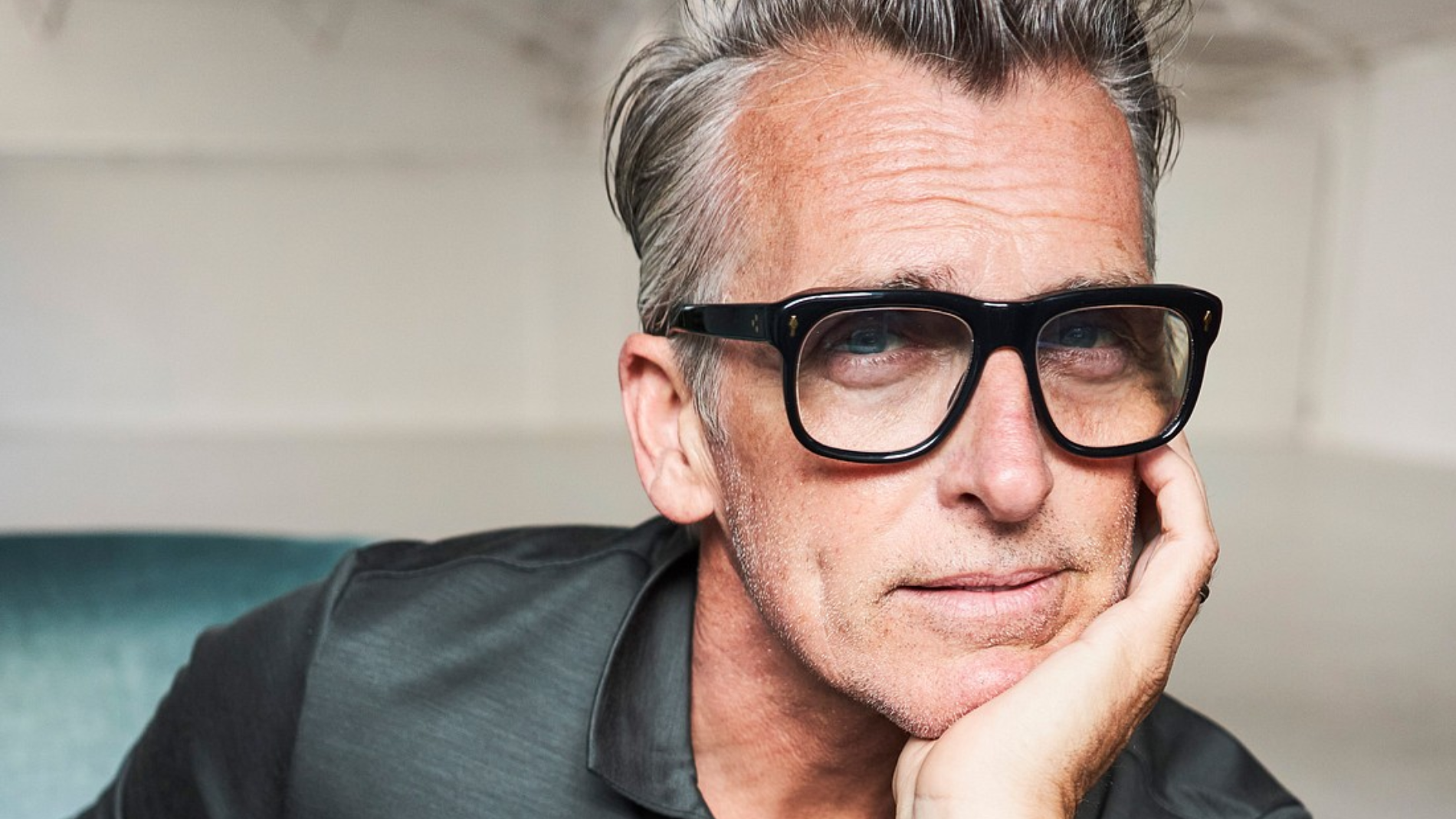 𝐉𝐨𝐡𝐧 𝐏𝐞𝐚𝐫𝐬𝐨𝐧: First Male Supermodel Who Changed Fashion Forever