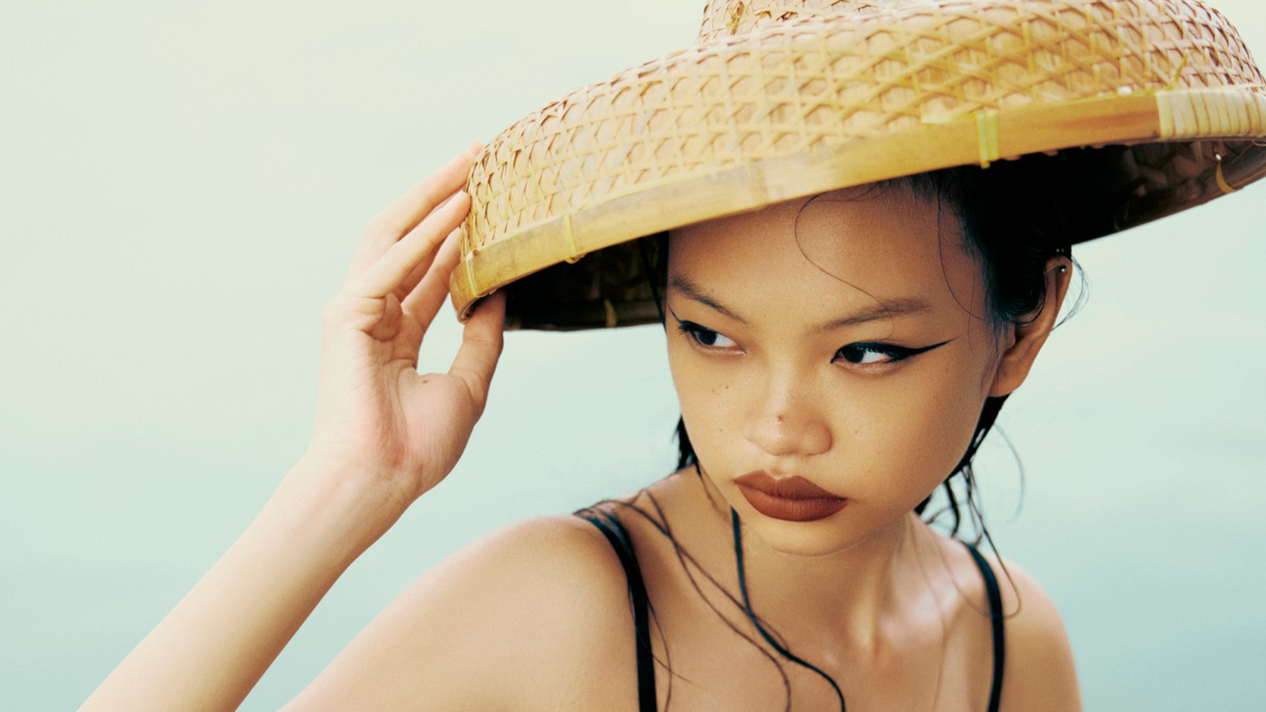 𝐘𝐮𝐞 𝐆𝐮: A Poised Presence in Dior, Loewe, and Isabel Marant