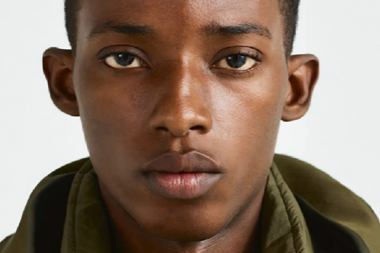 𝐆𝐢𝐝𝐞𝐨𝐧 𝐀𝐝𝐞𝐧𝐢𝐲𝐢: Gideon Adeniyi: The Cyborg Model — Fusing Technology, Culture, and Fashion on the Global Stage