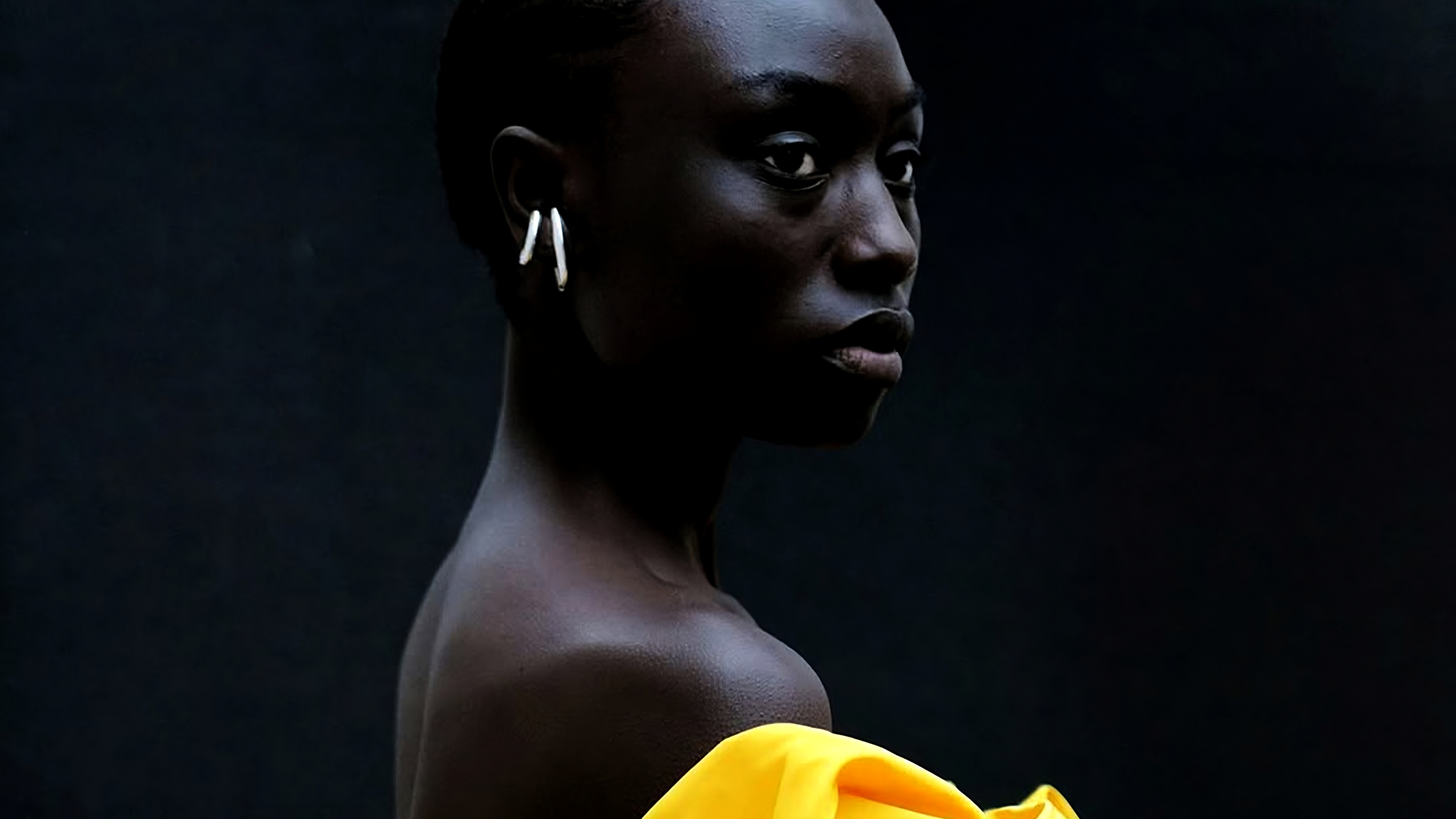 𝐍𝐲𝐚𝐠𝐮𝐚 𝐑𝐮𝐞𝐚: South Sudanese Grace Transforming Global Fashion